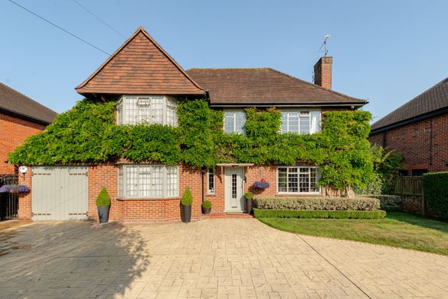 Green Lane, Burnham, Buckinghamshire... 4 bed detached house for sale
