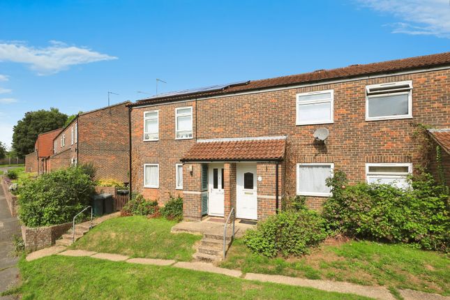 2 bedroom maisonette for sale
