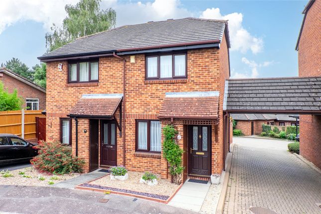 Haig Gardens, Gravesend, Kent, DA12 2 bed semi