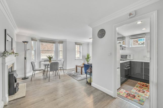 Upper Berkeley Street, Marylebone... 2 bed flat for sale