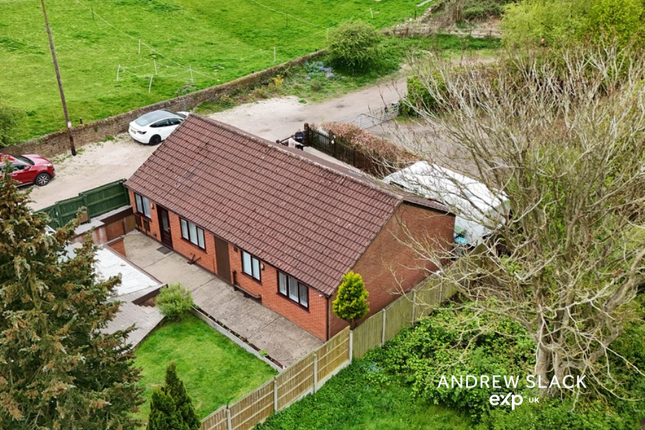 The Meadows, Mansfield NG21 3 bed detached bungalow for sale