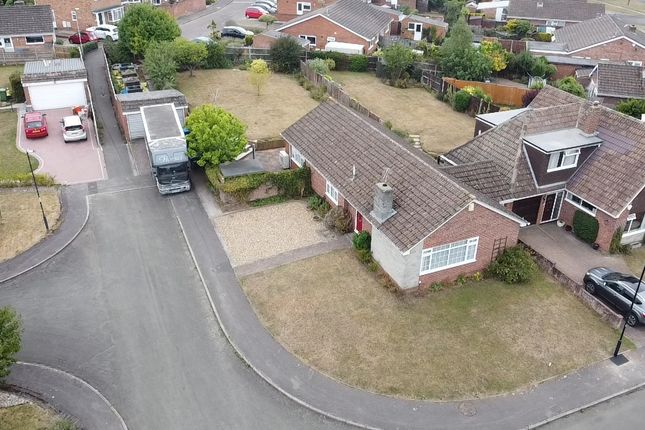 Burcot Gardens, Maidenhead 3 bed detached bungalow for sale