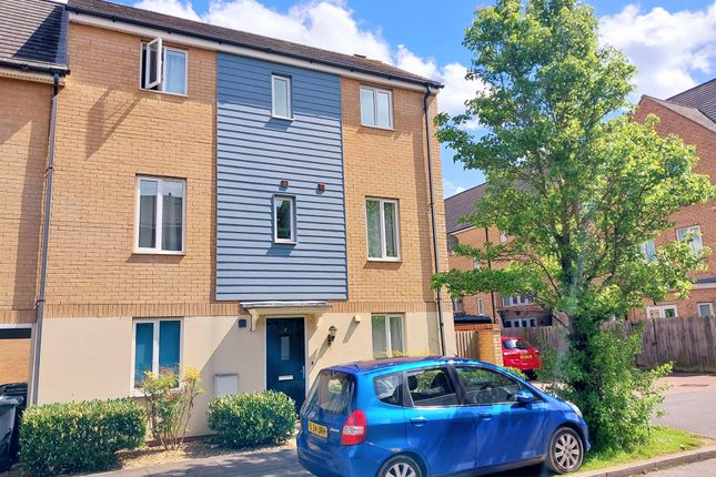 5 bedroom town house for sale