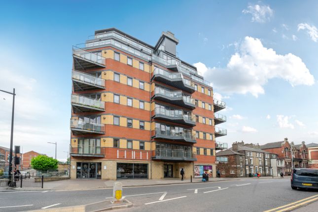 Thorngate House, St. Swithins Square... 2 bed apartment for sale