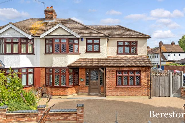 Compton Avenue, Gidea Park, RM2 4 bed semi