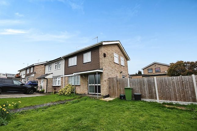 Outwood Common Road, Billericay CM11 3 bed semi