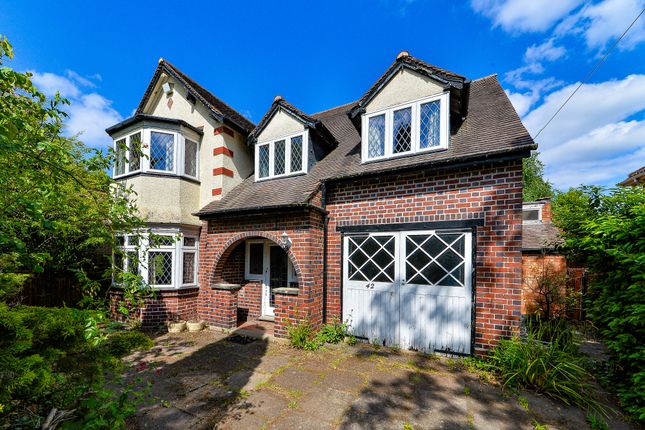 4 bed detached house