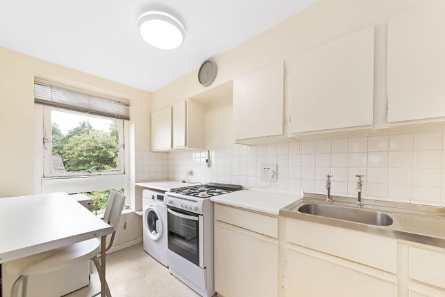 Jenson Way, Crystal Palace, London, SE19 1 bed flat for sale