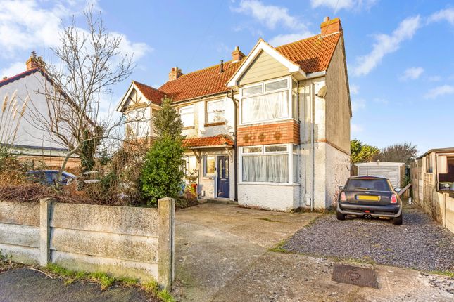 Rails Lane, Hayling Island PO11 3 bed semi