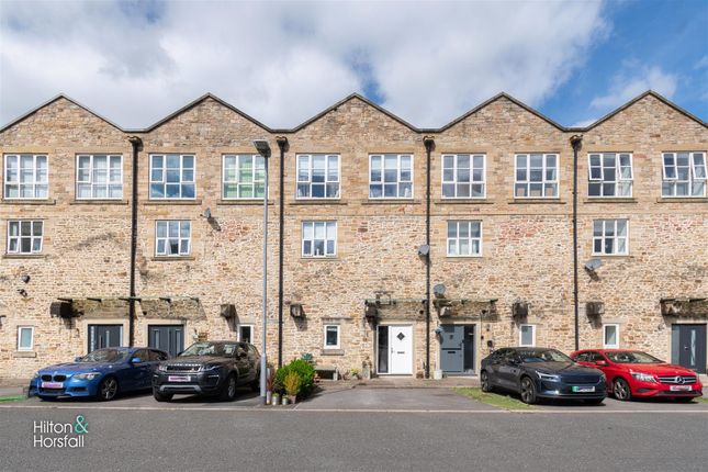 4 bedroom town house for sale