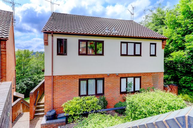 1 bedroom maisonette for sale