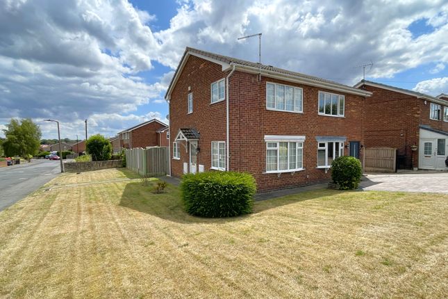 Saffron Close, Doncaster DN11 2 bed semi