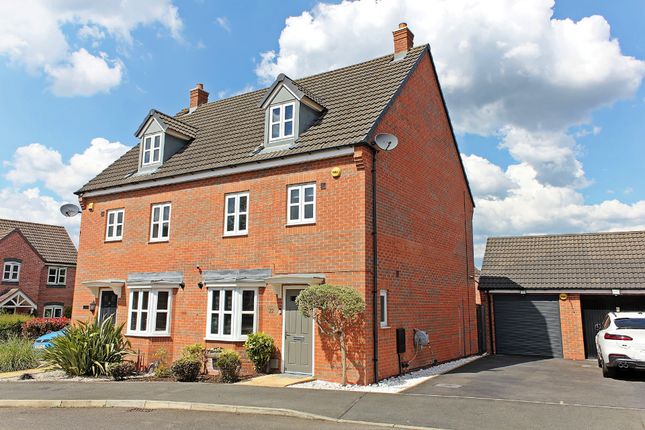 4 bedroom semi-detached house for sale