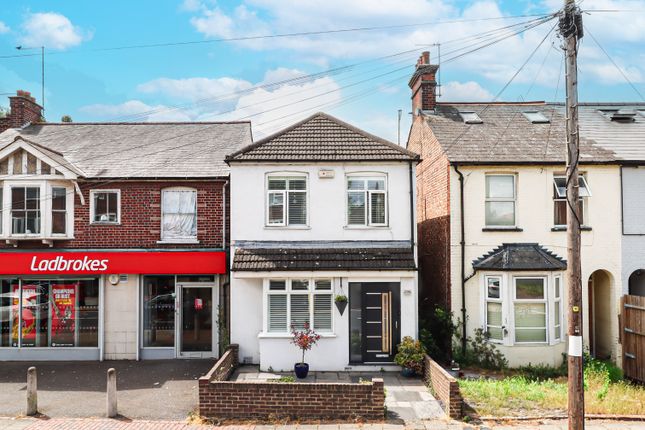 High Street, London Colney, AL2 3 bed detached house for sale