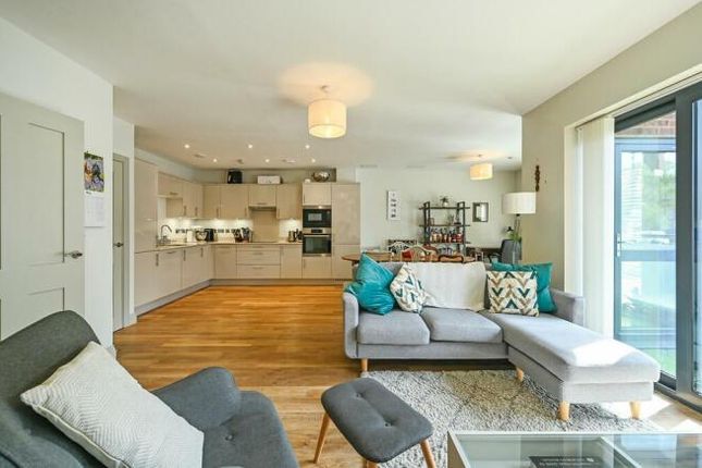 2 bed flat