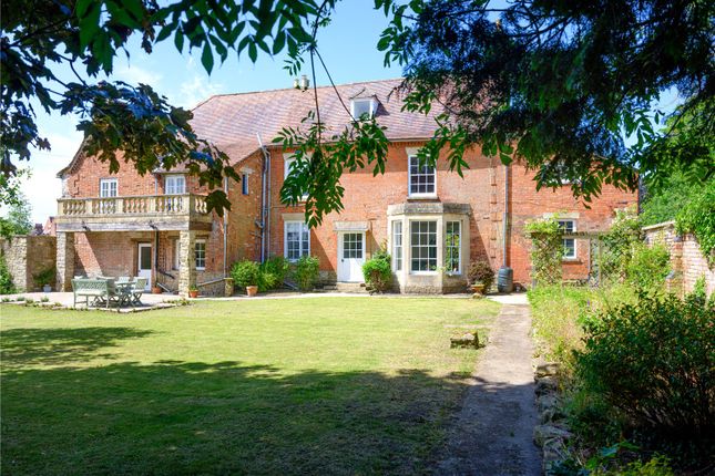 Croft Road, Swindon SN1 7 bed detached house for sale