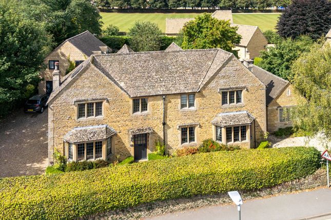 6 bedroom detached house for sale