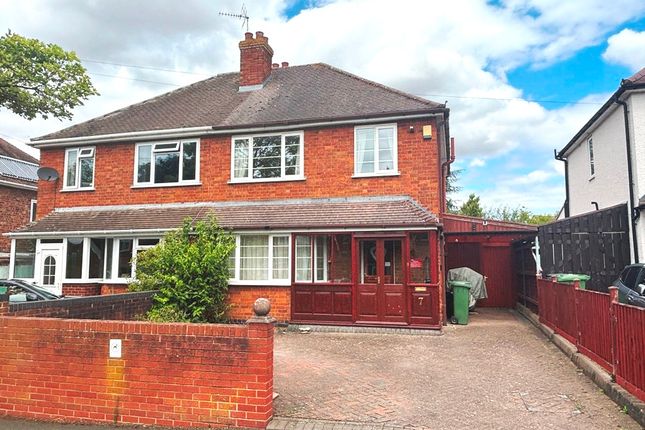 3 bedroom semi-detached house for sale