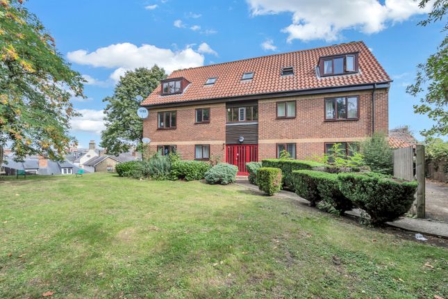 Armstrong Close, Newmarket 1 bed flat for sale