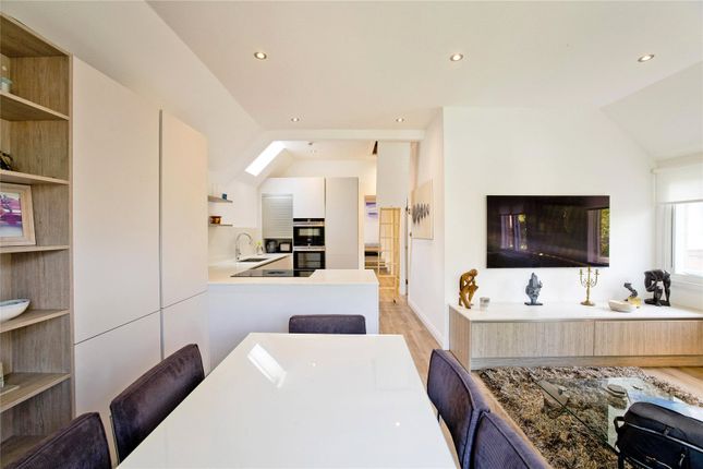 Fitzjohns Avenue, Hampstead, NW3 2 bed apartment for sale