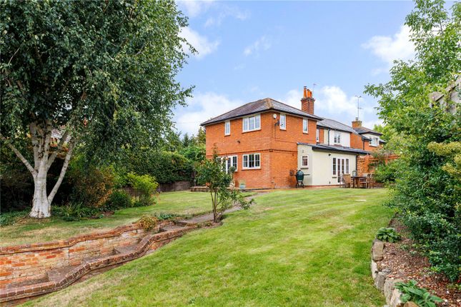 School Lane, Cookham Dean, Cookham... 3 bed semi