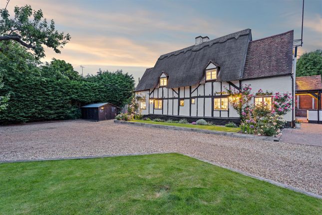 Leighton Road, Stoke Hammond... 3 bed detached house for sale