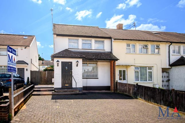 Gateshead Road, Borehamwood 2 bed end of terrace house for sale
