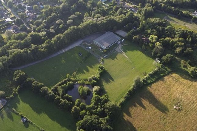 Alder Lake Farm, Lewes, BN8 4 bed property with land for sale