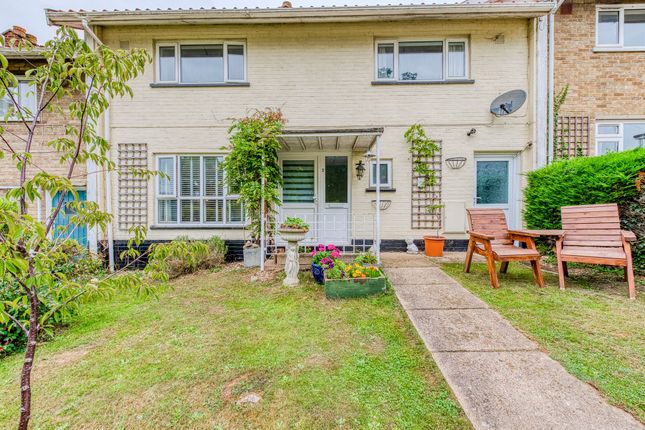 The Woodyard Square, Woodton 3 bed terraced house for sale