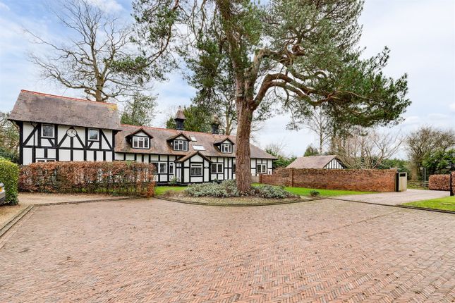 5 bedroom detached house for sale