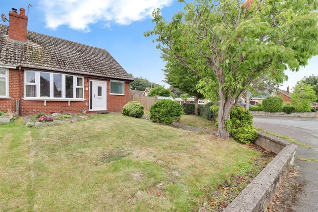 2 bedroom semi-detached bungalow for sale