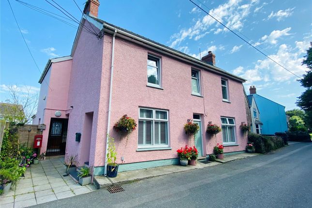 6 bedroom detached house for sale