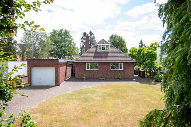 The Promenade, Wellingborough 4 bed detached bungalow for sale