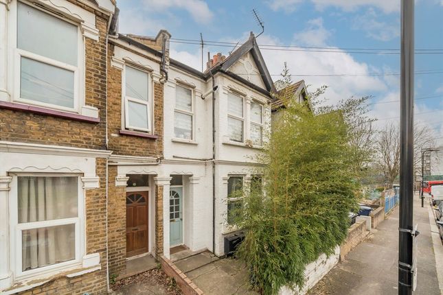 Midland Terrace, London NW10 1 bed flat for sale
