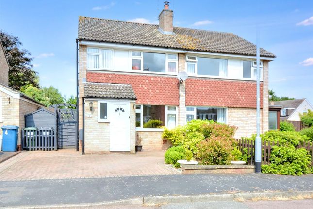 Smiths Close, Cropwell Bishop... 3 bed semi