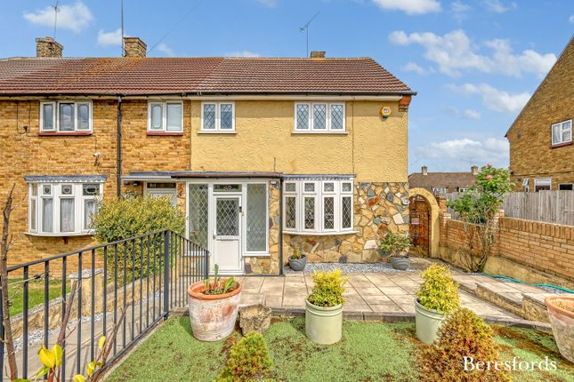 Preston Road, Noak Hill, RM3 2 bed end of terrace house for sale