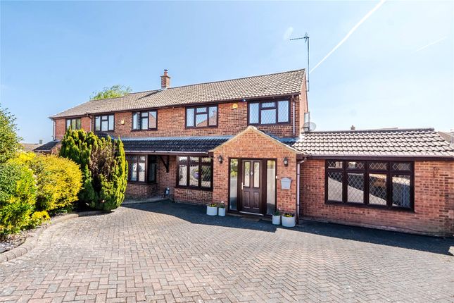 Ulverston Road, Bedfordshire LU6 3 bed semi