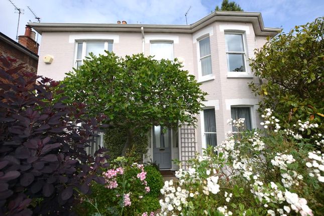 4 bed detached house