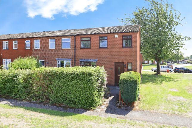 4 bedroom end of terrace house for sale