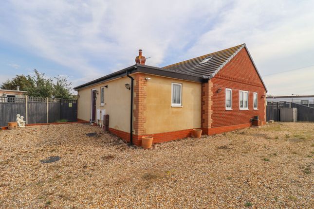 2 bed detached bungalow