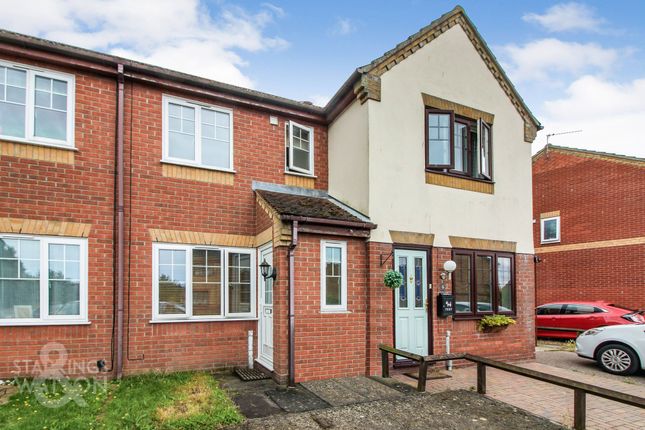 Run Meadow, Carlton Colville, Lowestoft 2 bed terraced house for sale