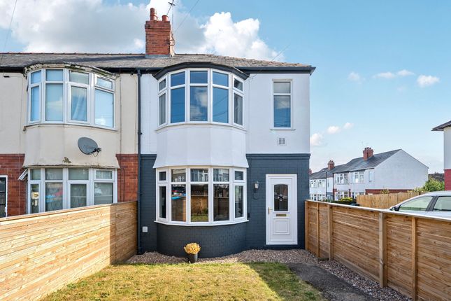 Olive Grove, Harrogate, HG1 2 bed terraced house for sale