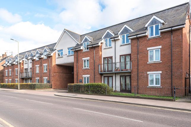 Sanders Place, Walsworth Road... 2 bed flat for sale