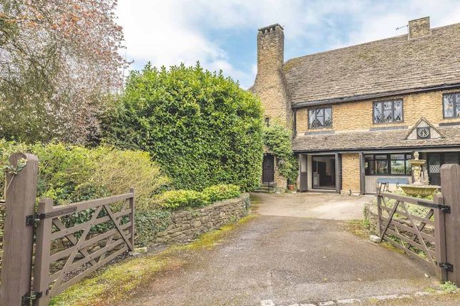 River Road, Taplow SL6 4 bed cottage for sale