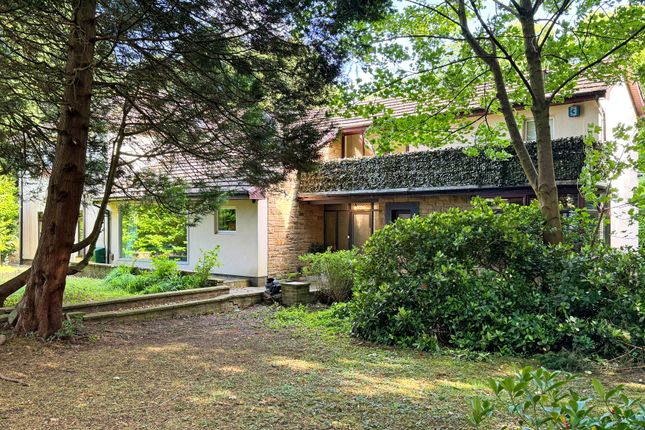 8 bedroom detached house for sale