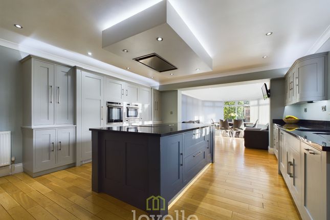 Kempton Vale, Cleethorpes DN35 4 bed detached house for sale