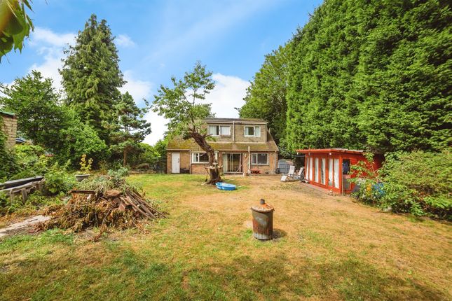 4 bedroom detached bungalow for sale