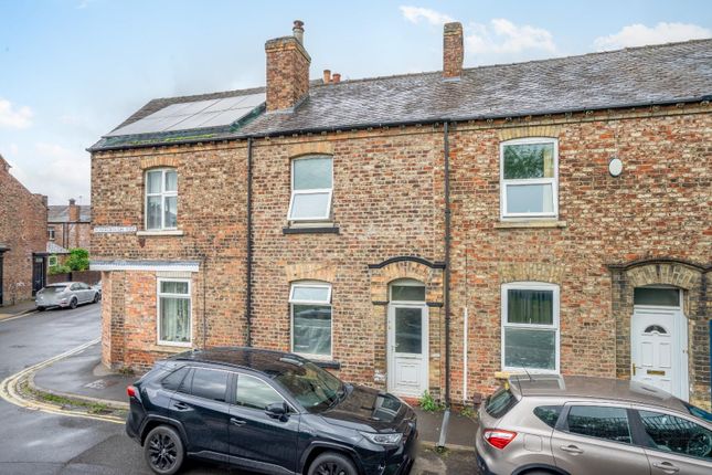 Scarborough Terrace, York 2 bed terraced house for sale