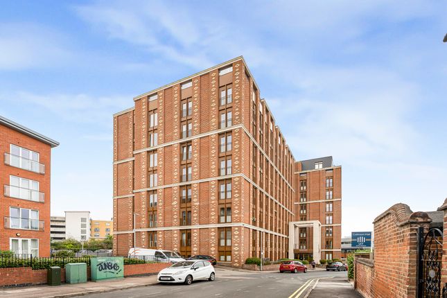 Ziggurat House, 25 Grosvenor Road... 1 bed flat for sale
