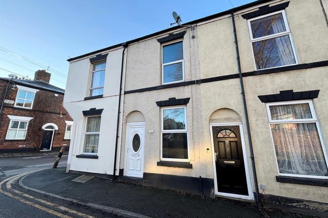 Byrons Lane, Macclesfield 2 bed terraced house for sale
